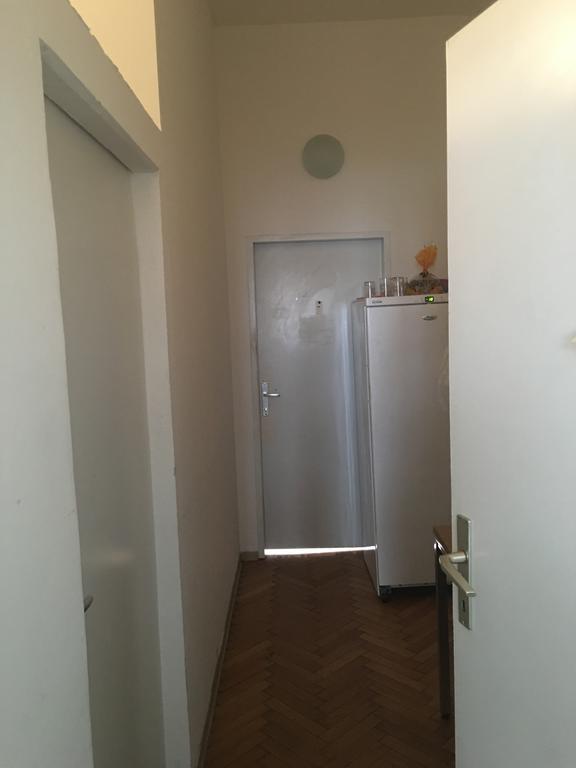Chichilli Hostel Vienna Luaran gambar