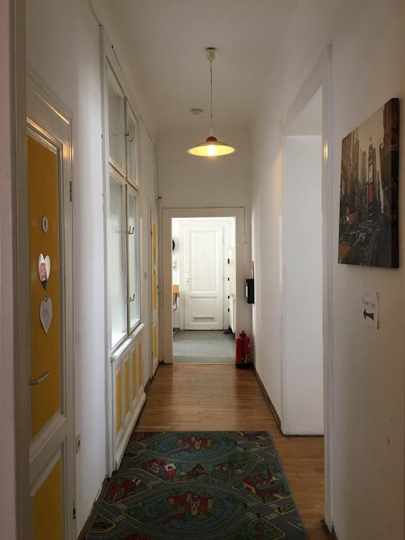 Chichilli Hostel Vienna Luaran gambar