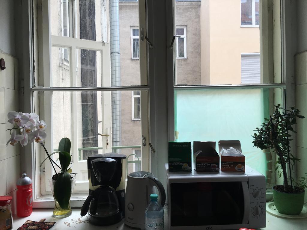 Chichilli Hostel Vienna Luaran gambar