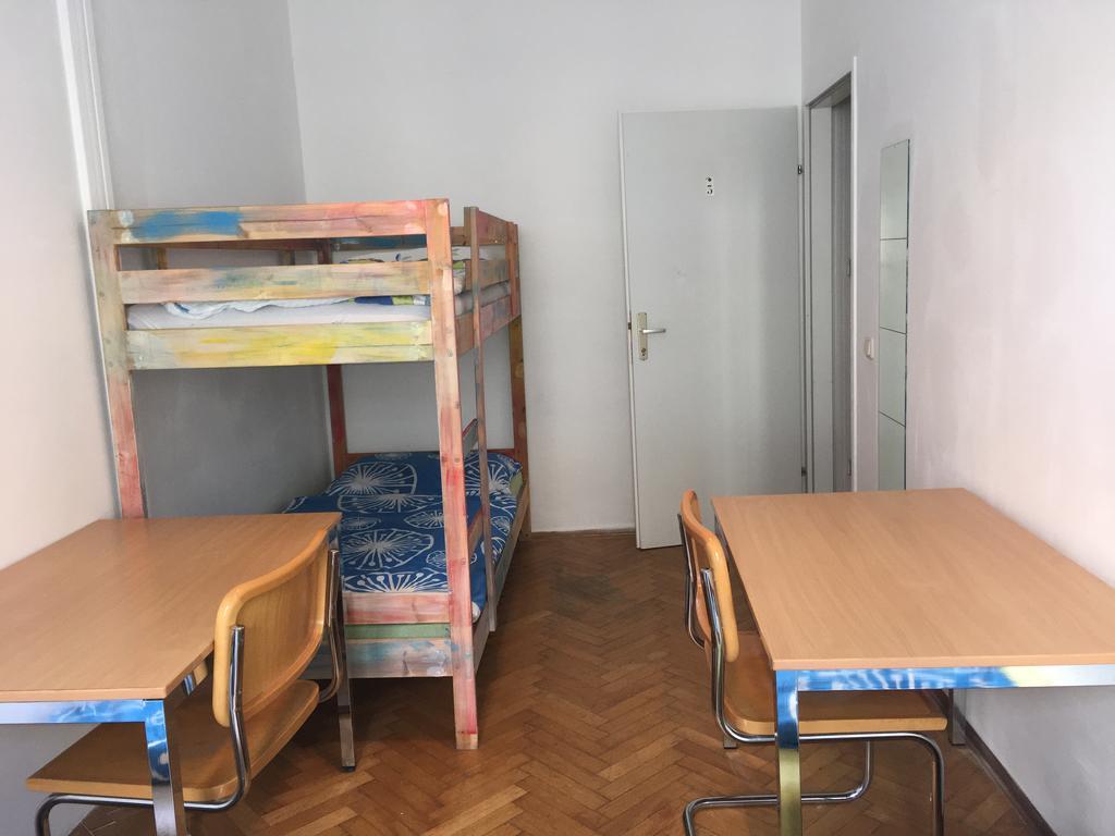 Chichilli Hostel Vienna Luaran gambar