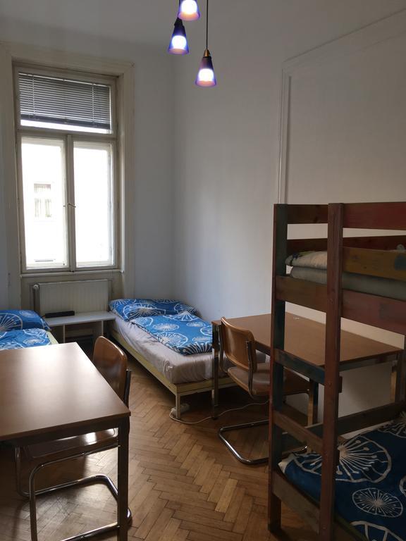Chichilli Hostel Vienna Luaran gambar