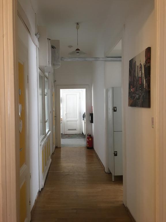 Chichilli Hostel Vienna Luaran gambar