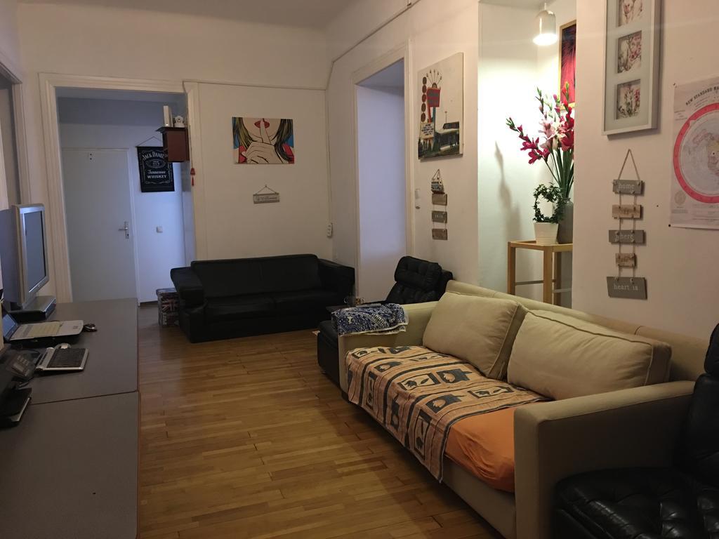 Chichilli Hostel Vienna Luaran gambar