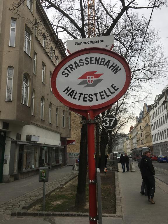Chichilli Hostel Vienna Luaran gambar