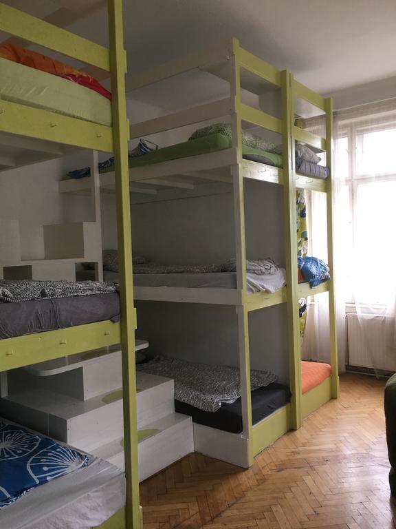 Chichilli Hostel Vienna Luaran gambar