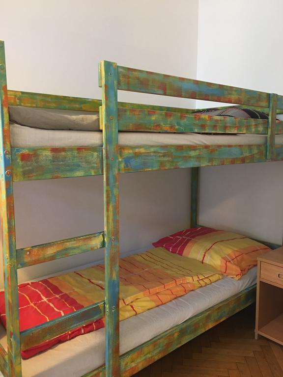 Chichilli Hostel Vienna Luaran gambar