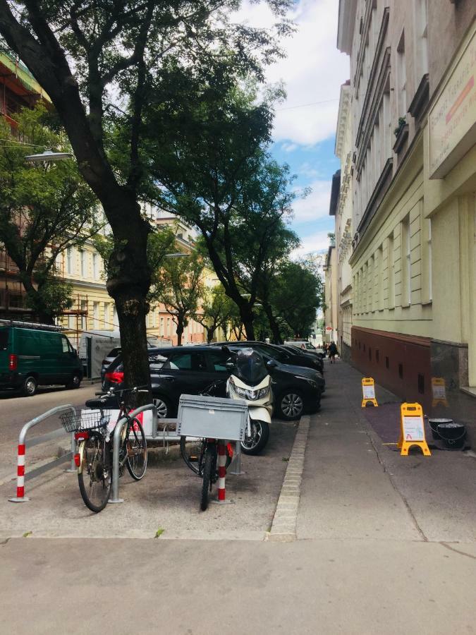 Chichilli Hostel Vienna Luaran gambar